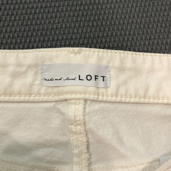 Loft white wide leg button front pants with raw hem size 2 GUC - Picture 2 of 6